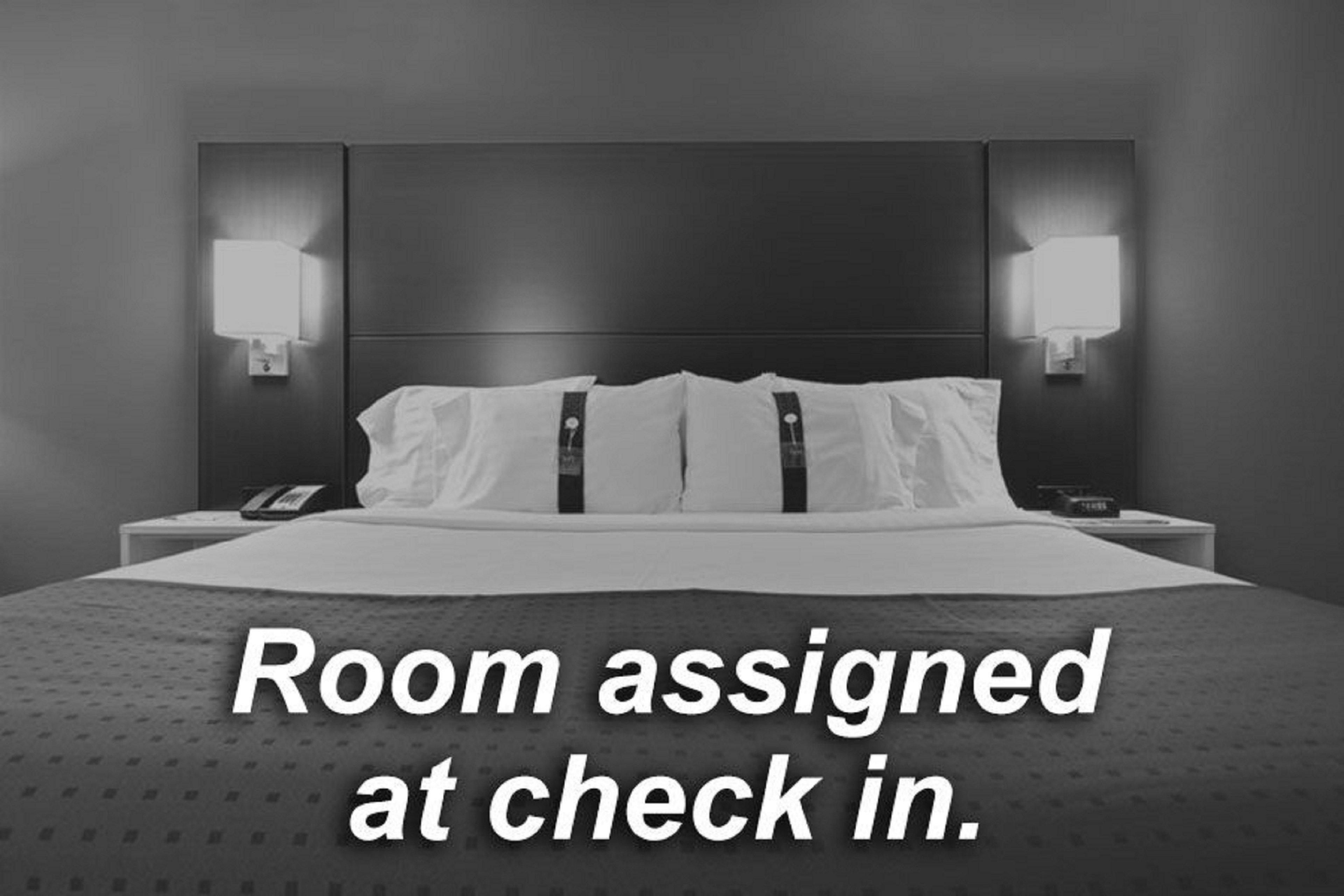 Holiday Inn Salina By Ihg Екстер'єр фото