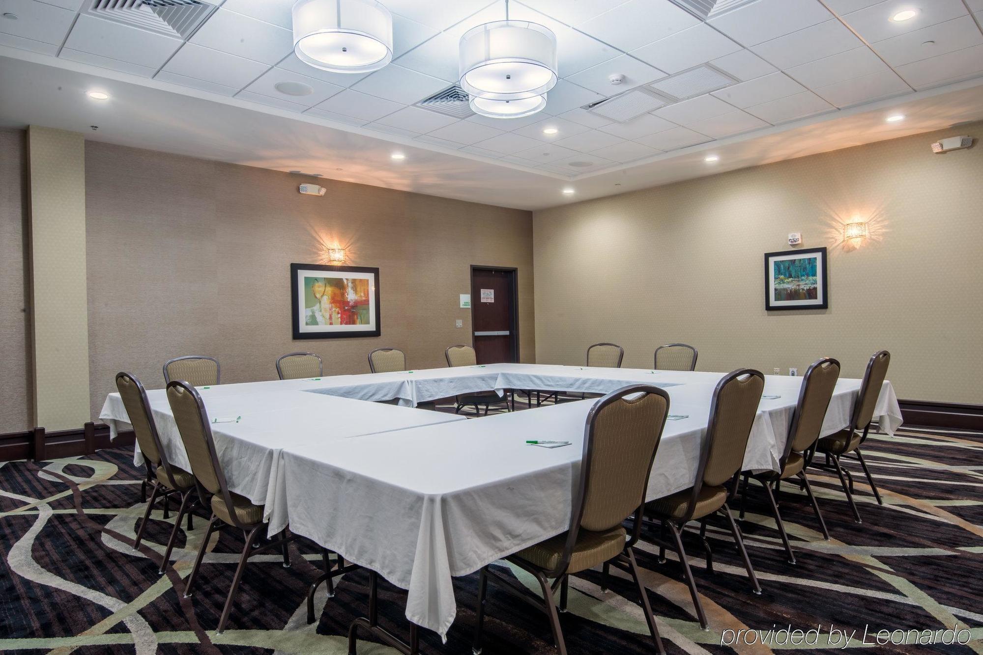 Holiday Inn Salina By Ihg Екстер'єр фото